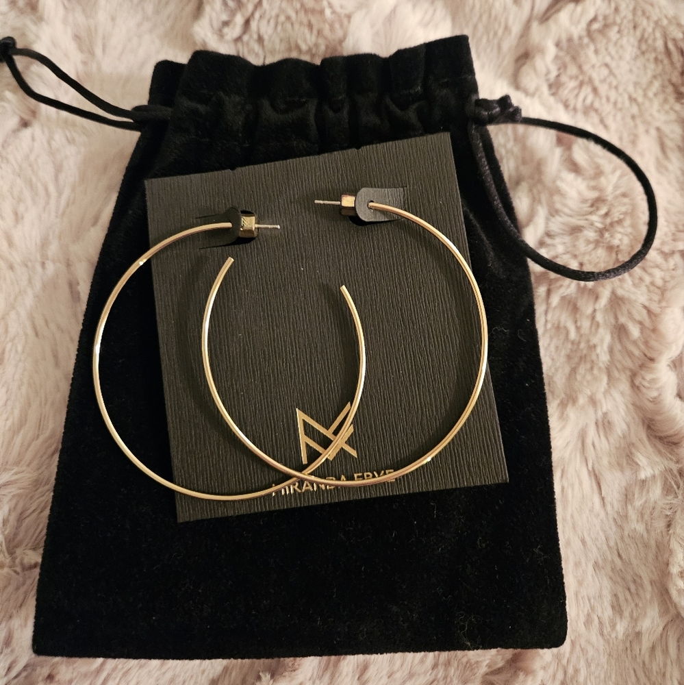 Miranda Frye Rylan Hoop Earrings Gold